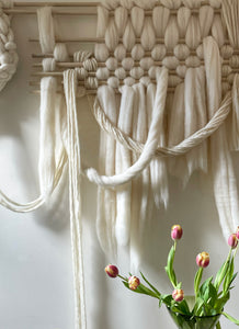 Suuri Wallhanging